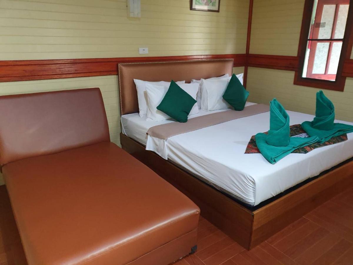 The Royal Bamboo Lodges - Sha Certified Khao Sok National Park المظهر الخارجي الصورة