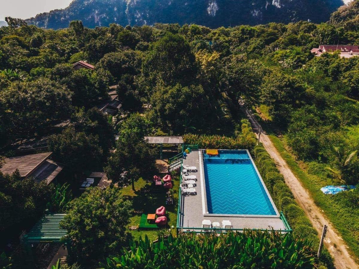 The Royal Bamboo Lodges - Sha Certified Khao Sok National Park المظهر الخارجي الصورة